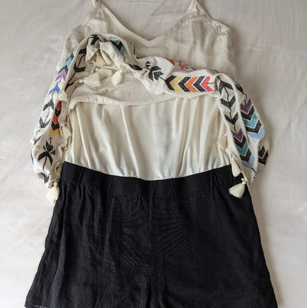 Judith March Linen Blend Spaghetti Strap Romper Tassel Hemline Small - Picture 3 of 11